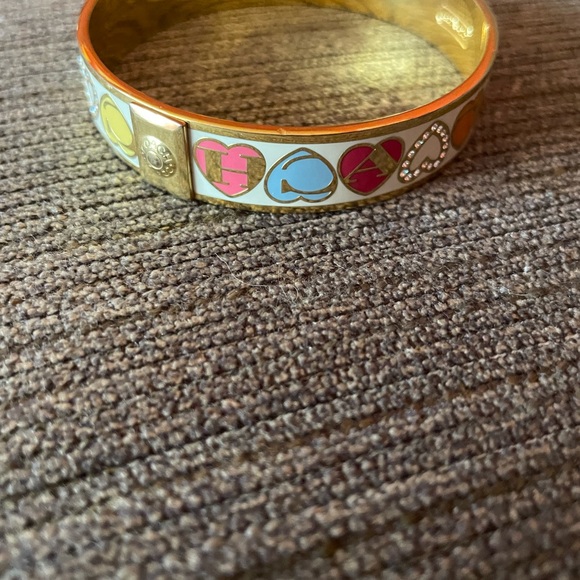 EUC Coach Heart Bracelet - Picture 10 of 13